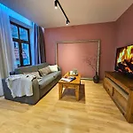 Apartman Silversmith's In Old *