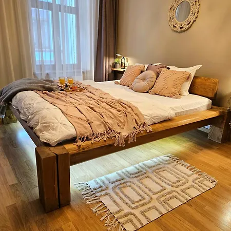 Silversmith's In Old