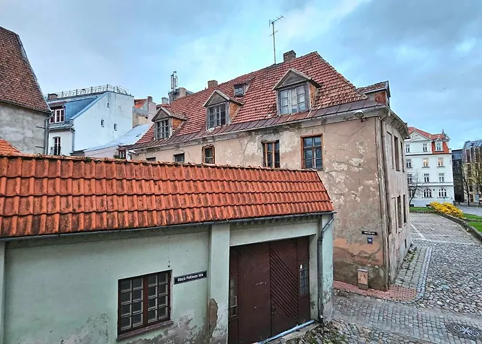 Silversmith's In Old Appartement