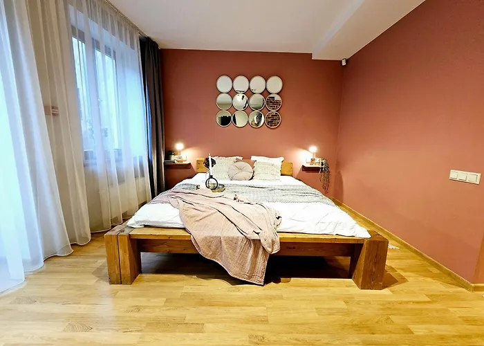 Silversmith's In Old