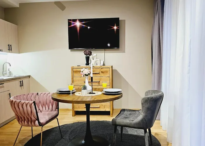 Silversmith's In Old Riga