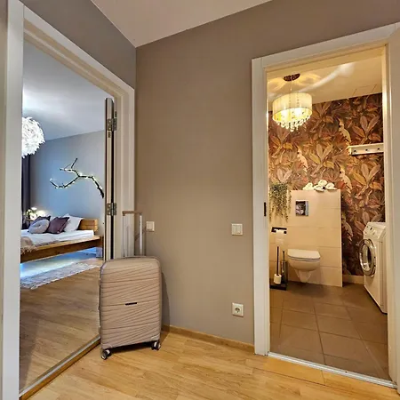 Apartment Silversmith's In Old