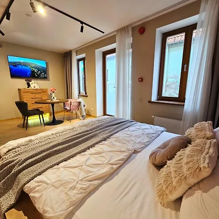 Silversmith's In Old Daire Riga